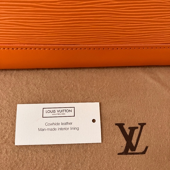 LOUIS VUITTON VINTAGE EPI MANDARIN ALMA - Picture 2 of 15